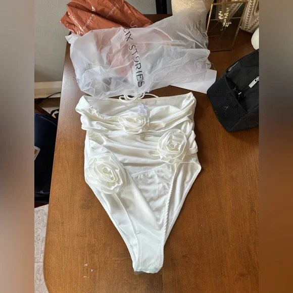 Six Stories Corsage Cutaway Halter Neck Swimsuit - Ivory - 12 - Picture 2 of 4